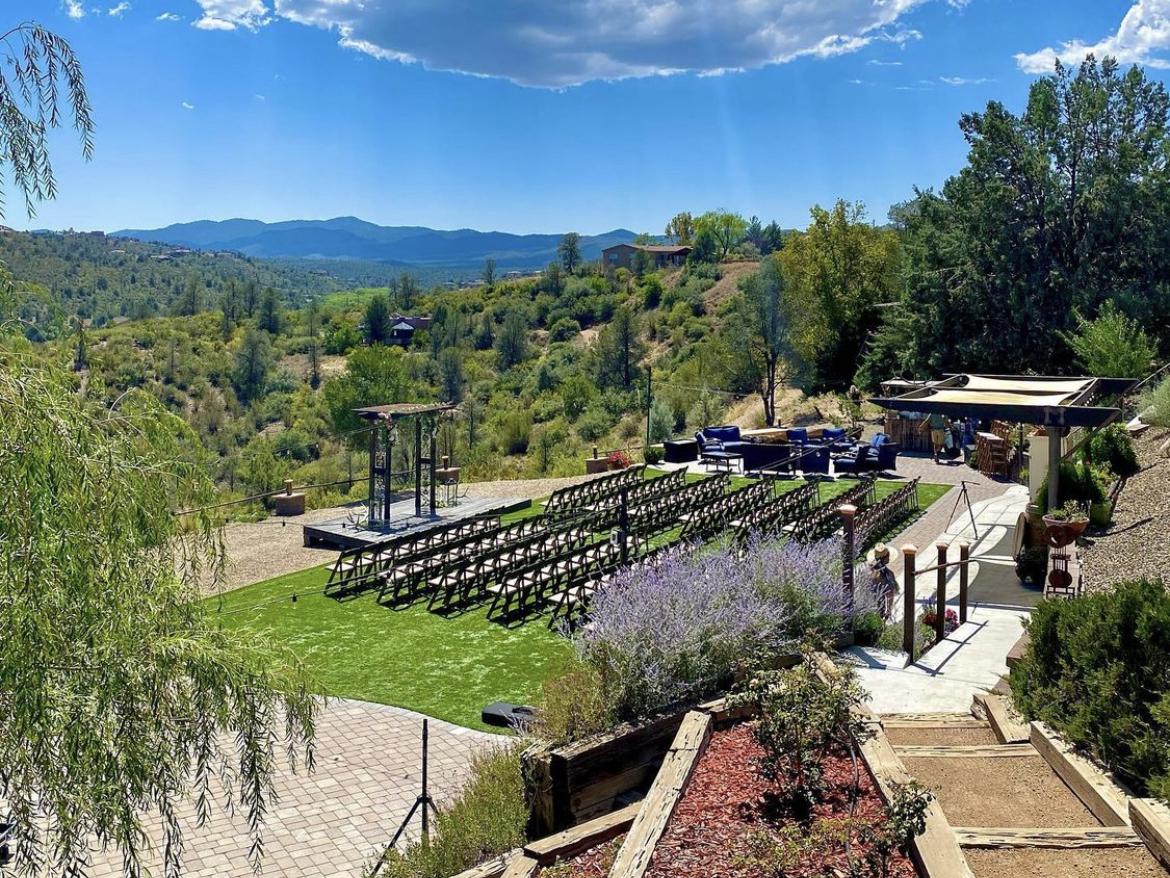 The Wedding Website of Stephanie Freer and Jake Florian