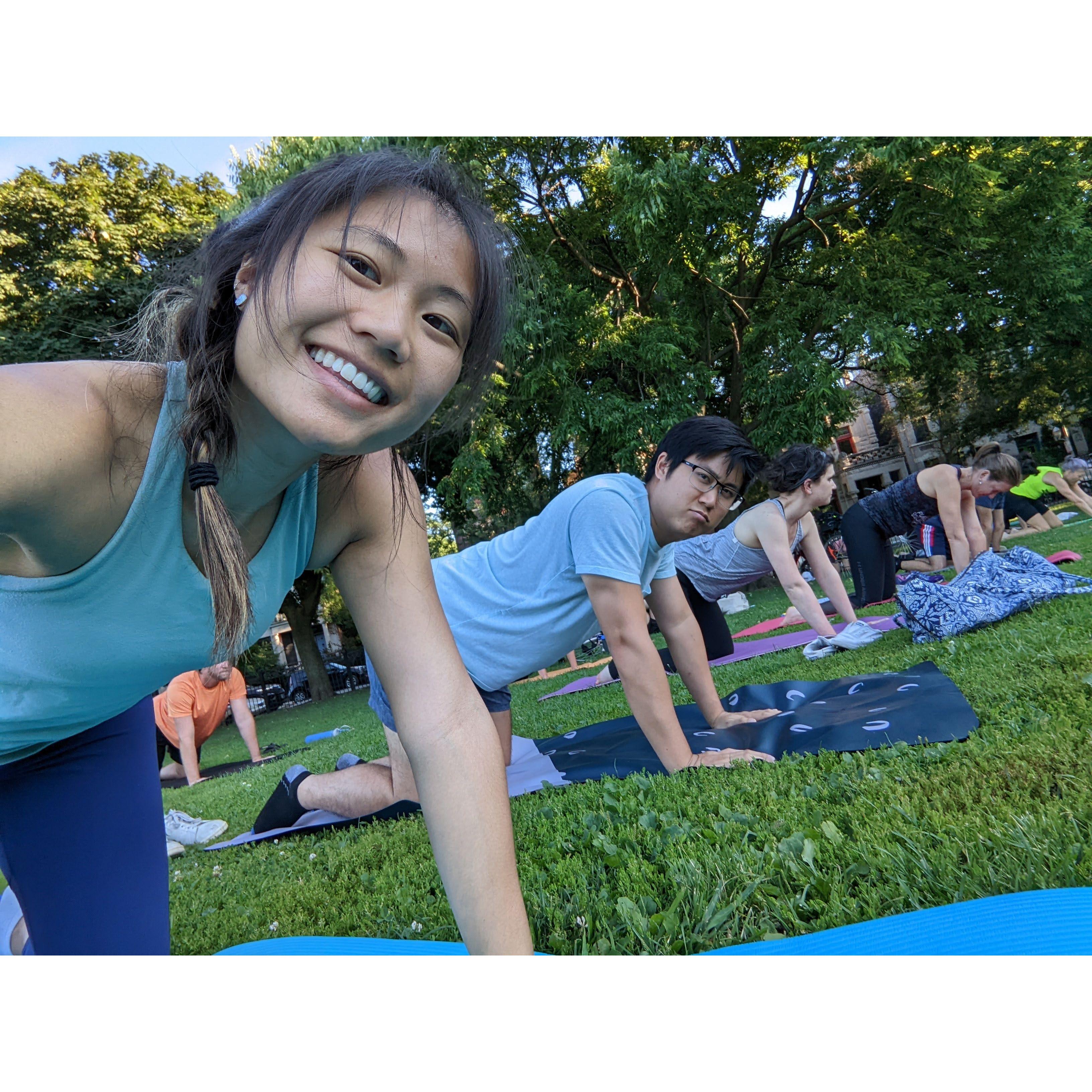 Lovely day for yoga @ Wicker Park (2022)