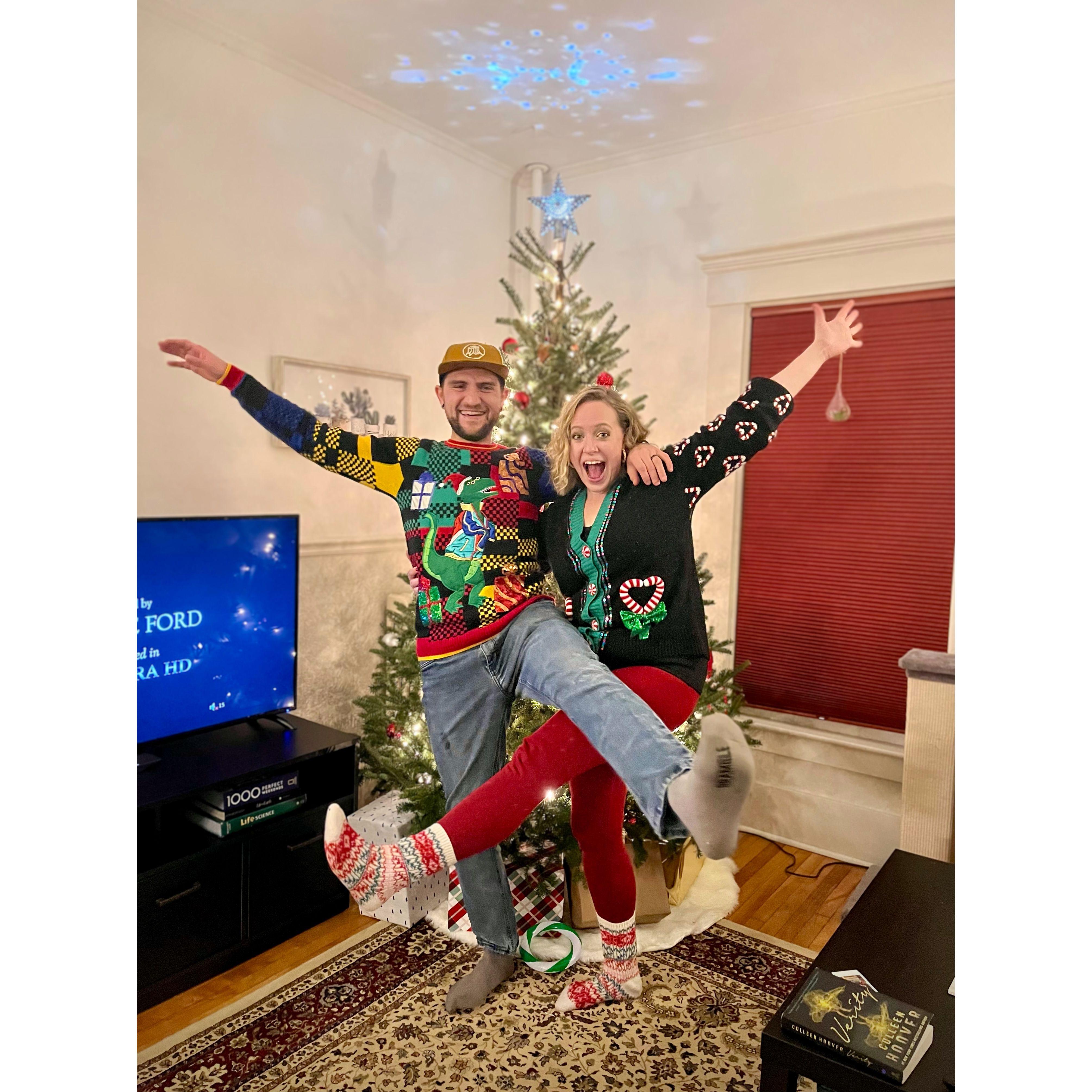 A friend's ugly Christmas sweater party! (2024)