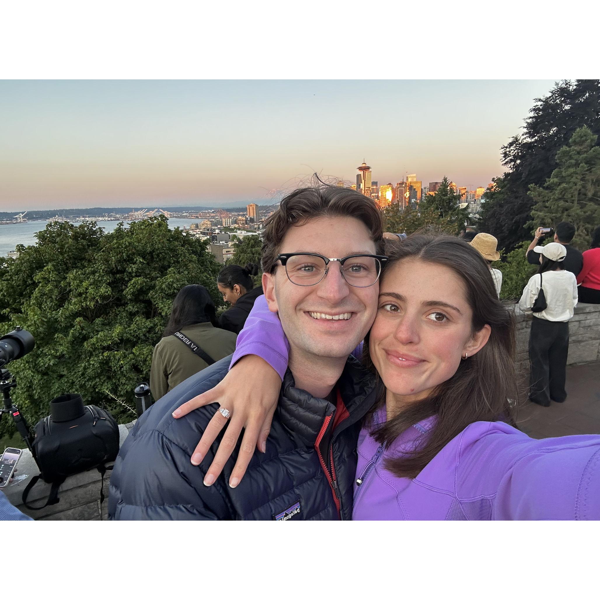 Evening walk to Kerry Park near our apartment in Queen Anne in Seattle