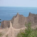 Chimney Bluffs State Park