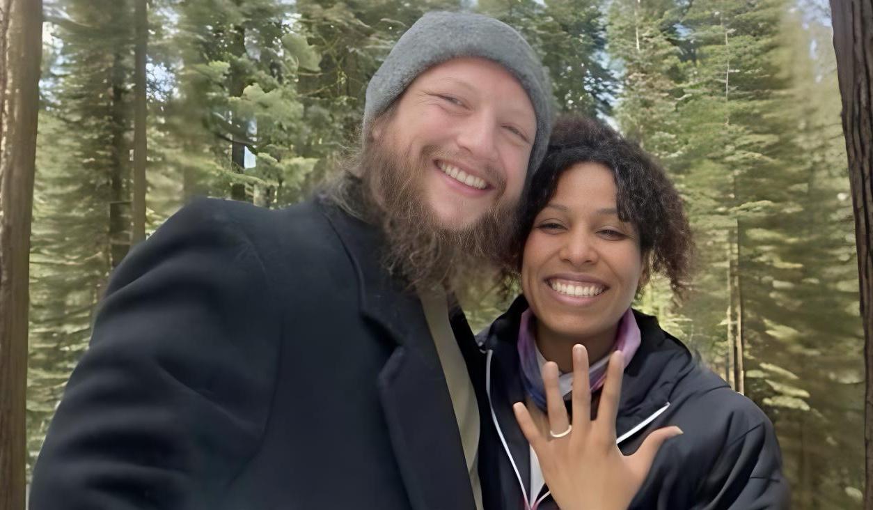 The Wedding Website of Kiyonna Simms and Chris Woolbright