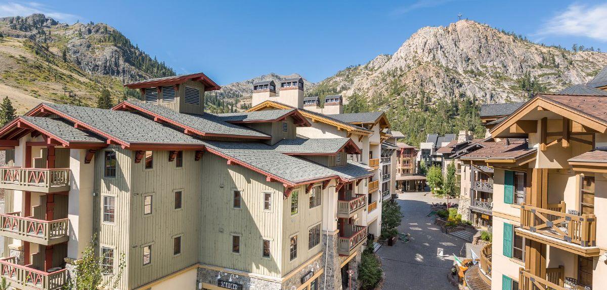 The Wedding Website of Megan Bouchier and Rees Morgan