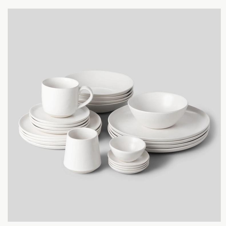 Full Dinnerware Set