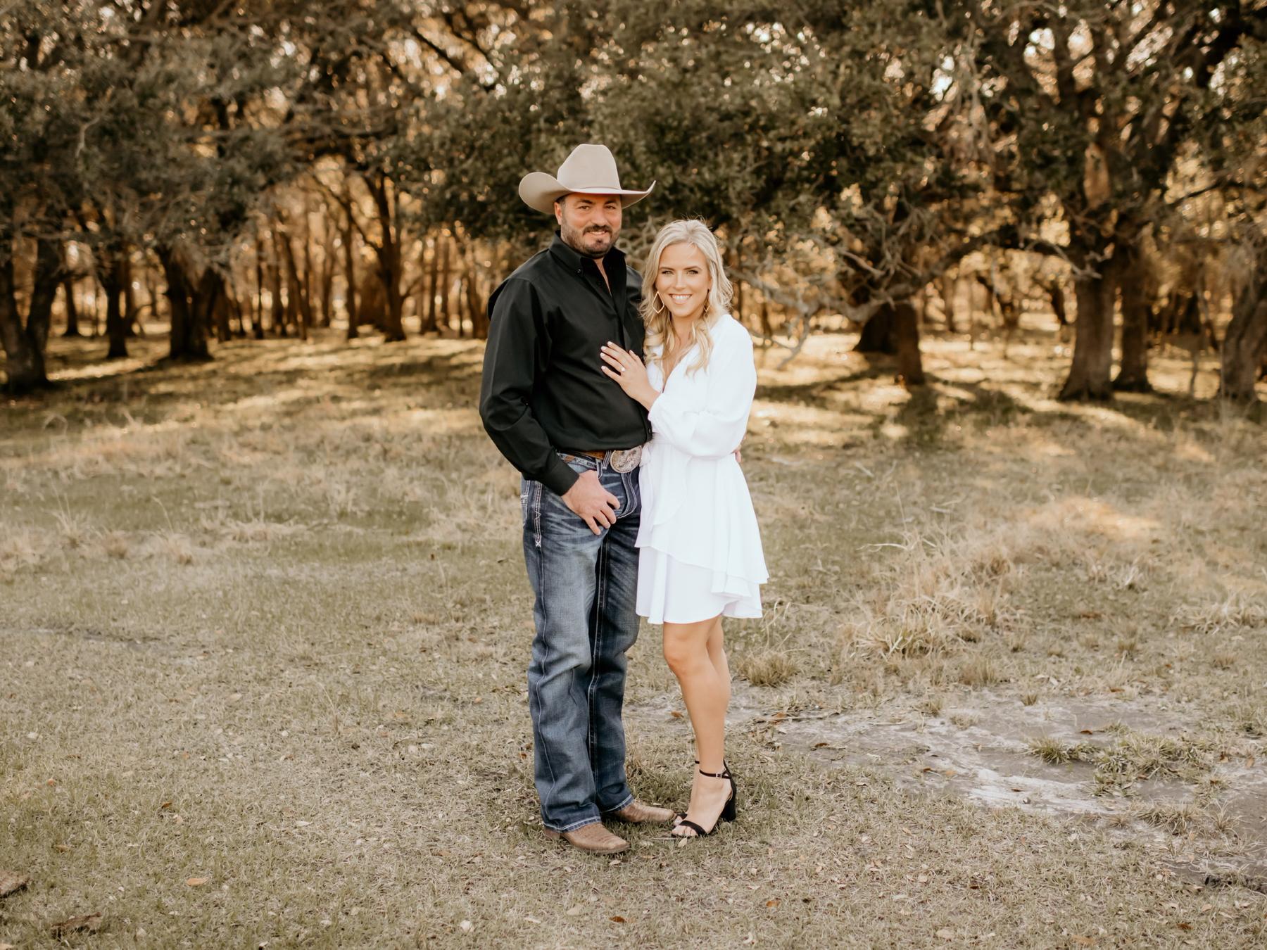 The Wedding Website of Nicole Klaus and Dustin Bridges