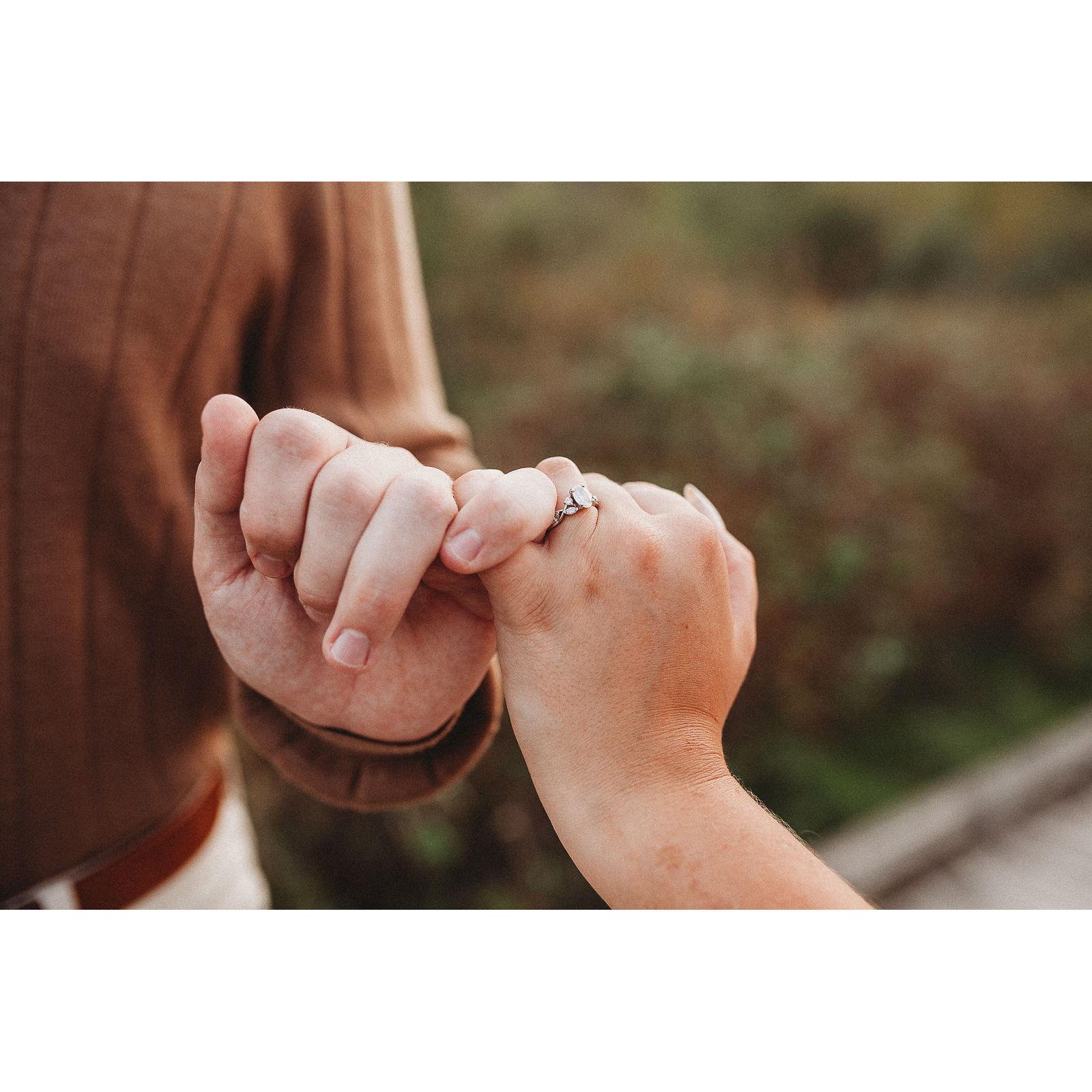 I  pinky promise to love you forever and always <3