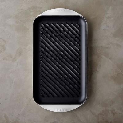 Le Creuset Signature Cast-Iron Double-Burner Skinny Grill, Matte White