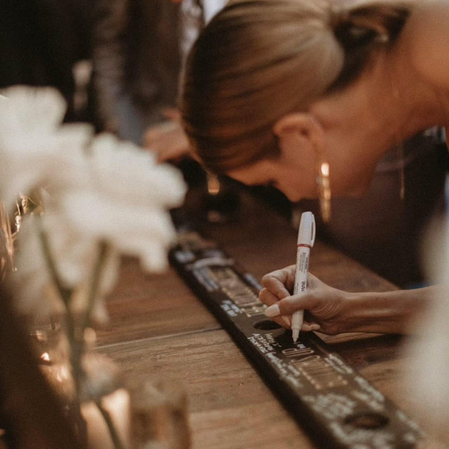 Alternative Wedding Shot Ski Guest Book, Alternative Wedding Logo Signing Board, Customized Shot Ski for Weddings, Personalized Ski Decor