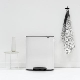 Bo Step Can, Dual Compartments
