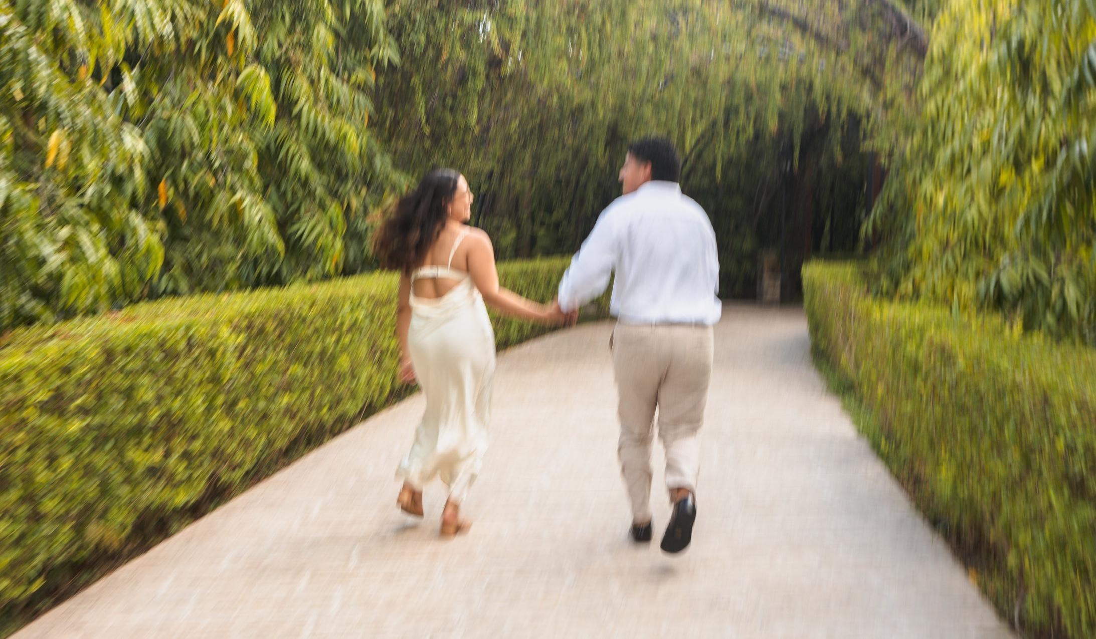 The Wedding Website of Jackeline Fernanda Flores Alvarenga and Daniel Jesse Medina Irias