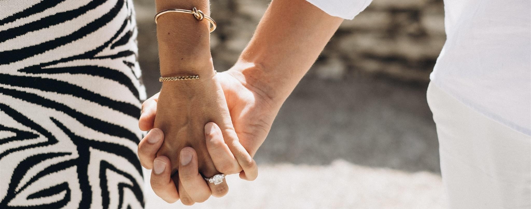 The Wedding Website of Julianne De Roo and Leopoldo Sandri