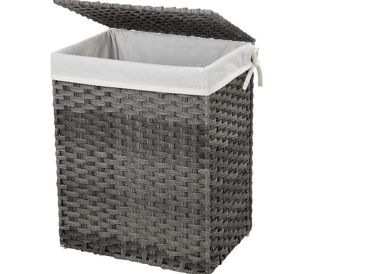 SONGMICS Handwoven Laundry Basket, 90L Synthetic Rattan Wicker Clothes Hamper with Lid and Handles, Foldable, Removable Liner Bag, Stable Iron Frame, Gray ULCB51WG