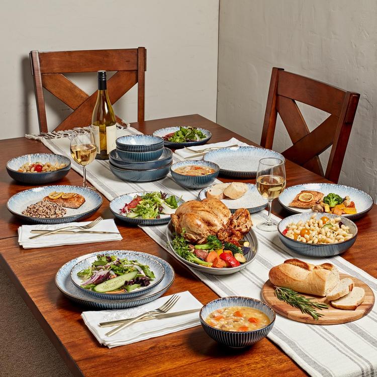 Tabletops Gallery, Jura 16-Piece Dinnerware Set, Service for 4 | Zola