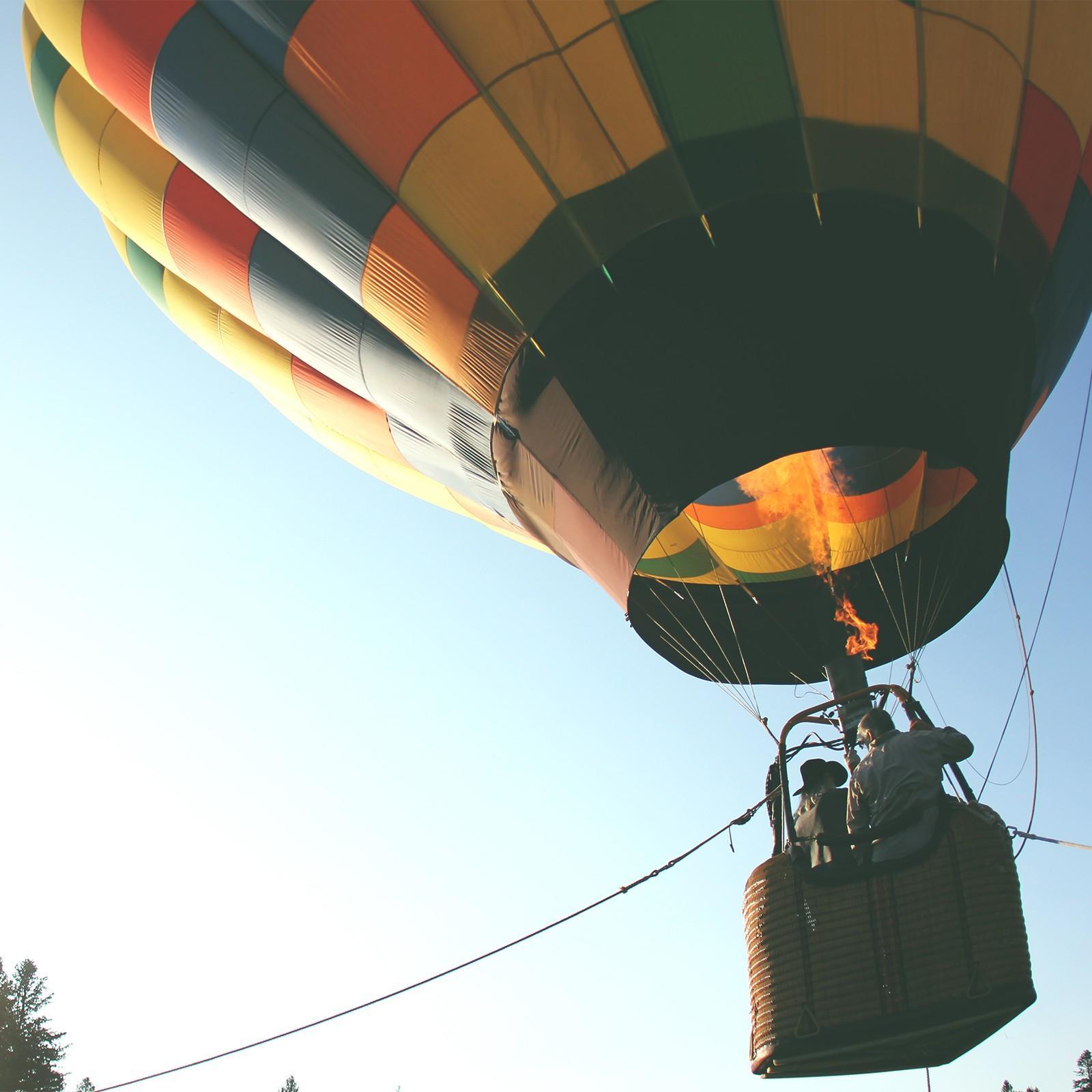 hot air balloon experience for 2