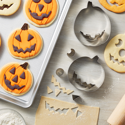 Jack O Lantern Cookie Cutter Kit