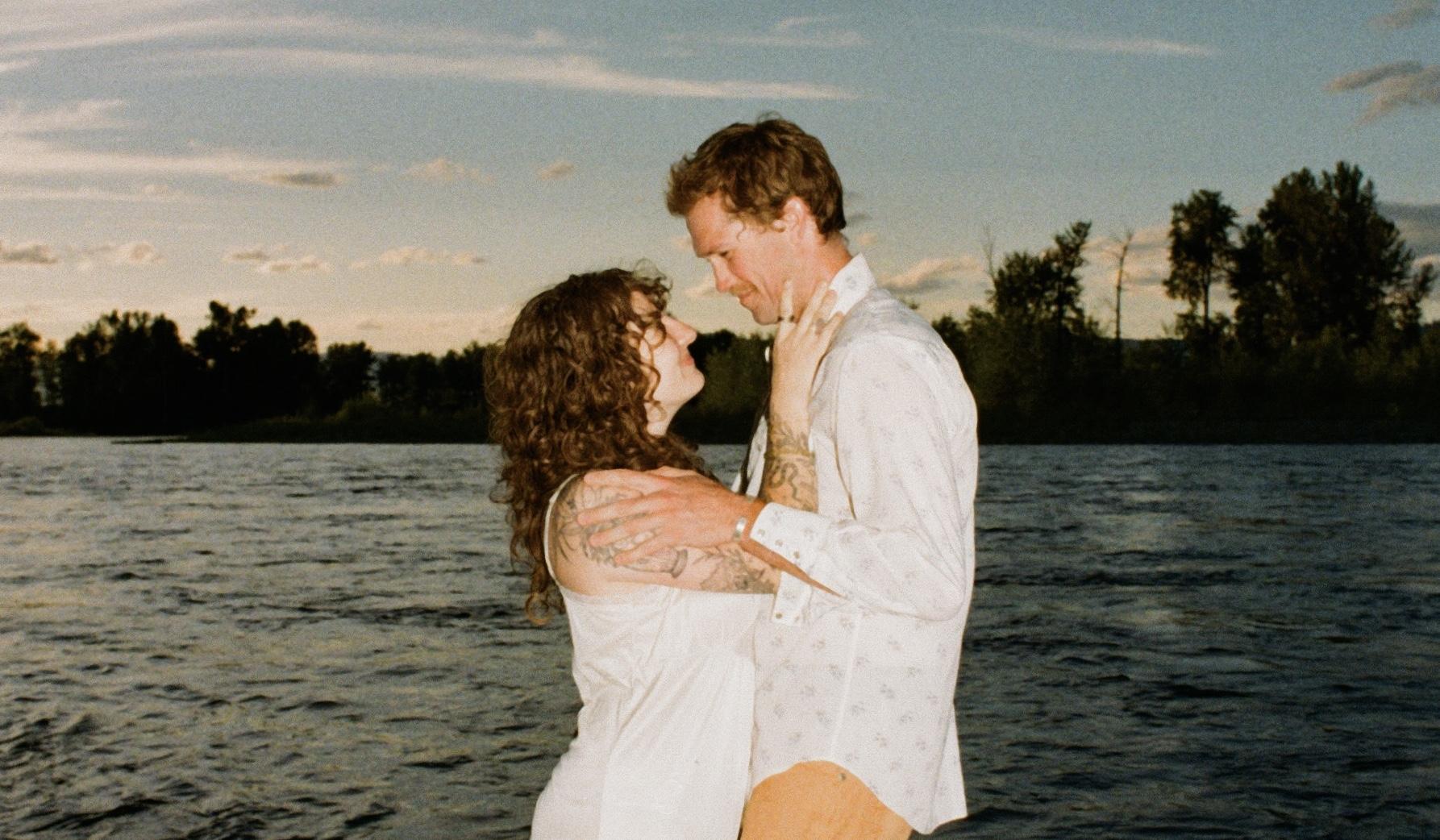 The Wedding Website of Ellie Hasbargen and Sebastian Robitaille