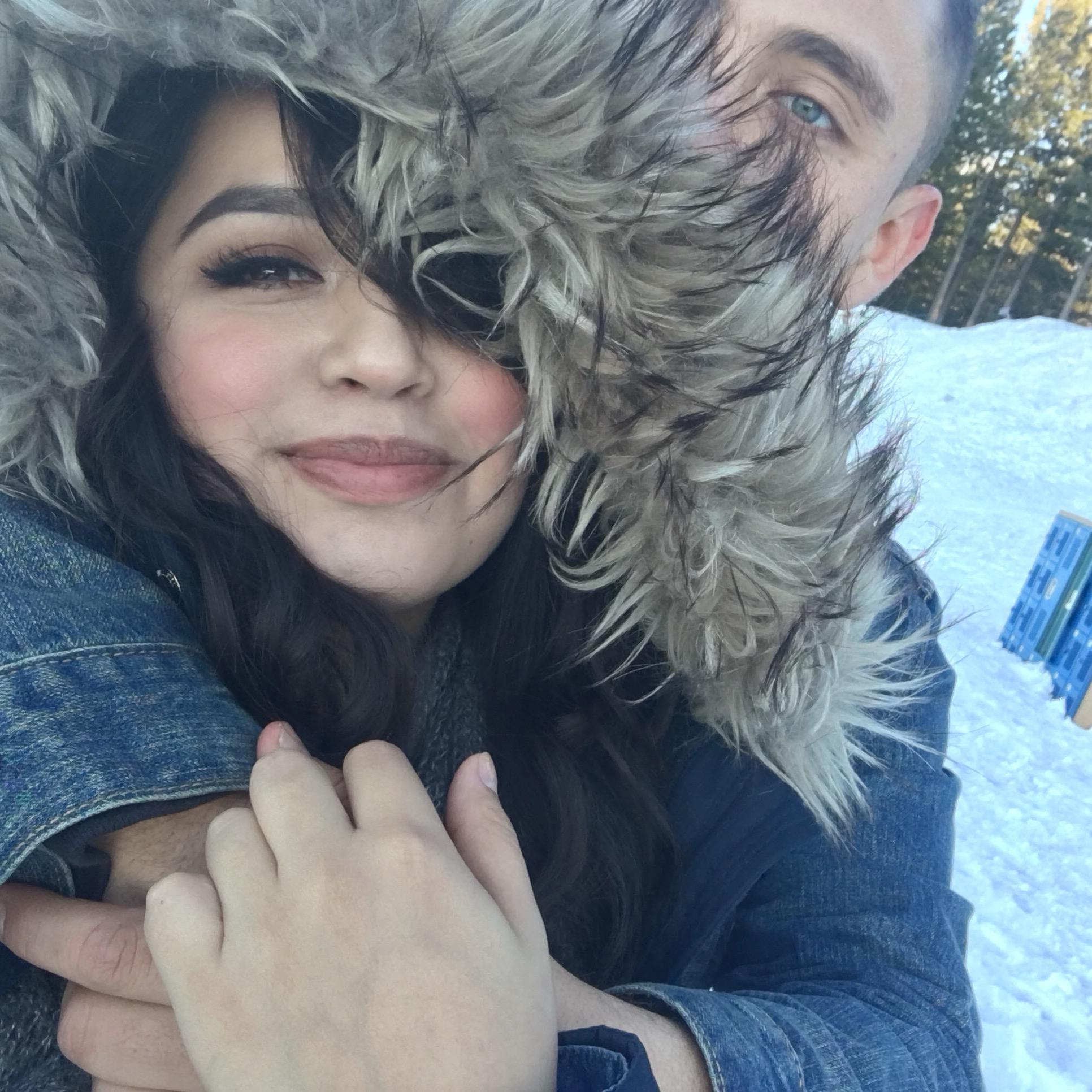 "...Para tu amor no hay despedidas
Para tu amor yo solo tengo eternidad..."