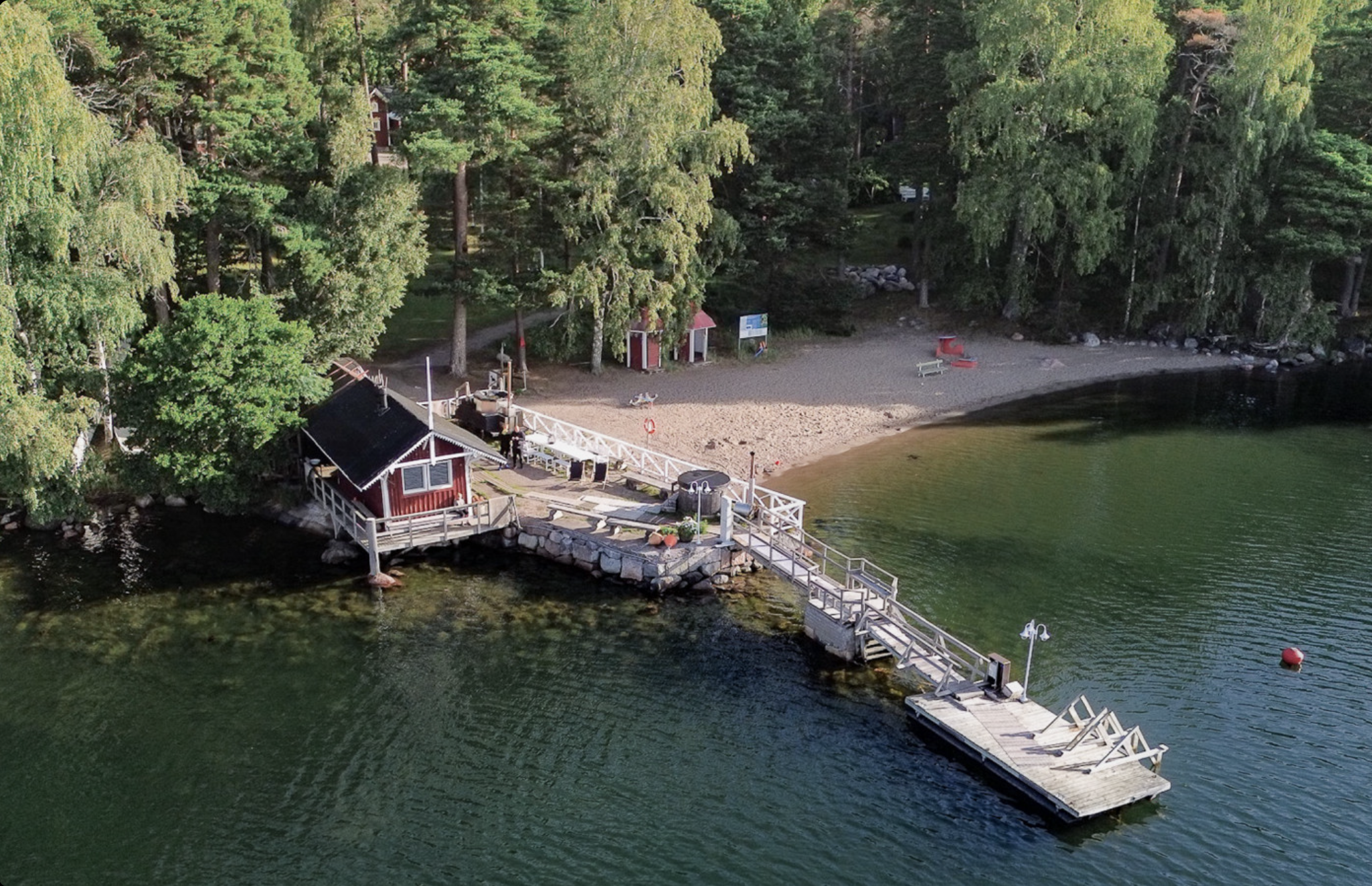 The Wedding Website of Em Seikkanen and erkki Seikkanen