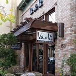 Va de Vi Bistro & Wine Bar