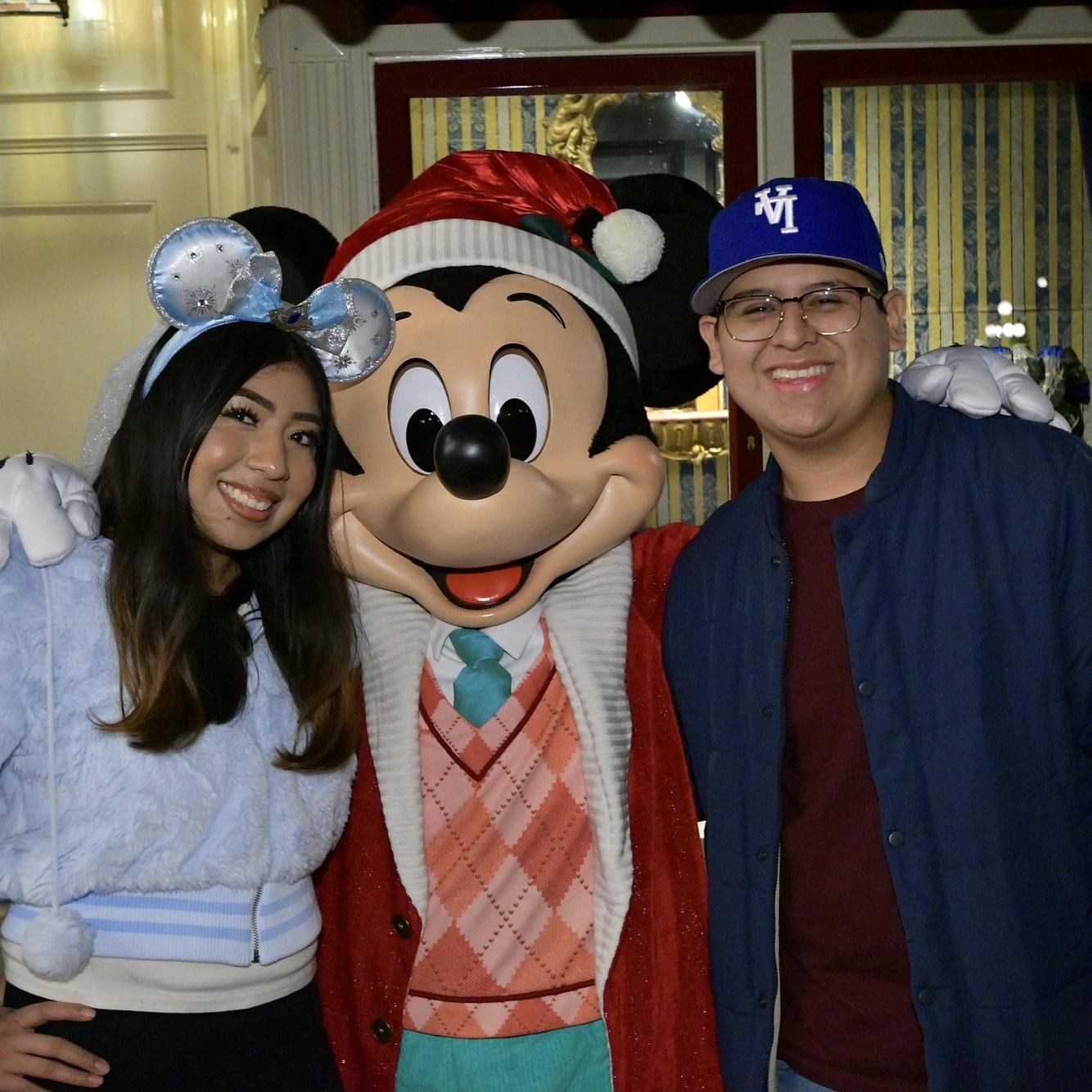 Disneyland 2023