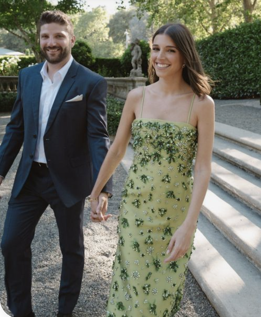 The Wedding Website of olivia deutschman and max sanderson