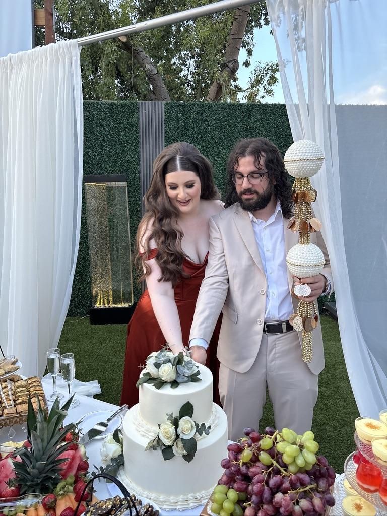 The Wedding Website of Elizabeth Pfeiffer and Dani Birwari