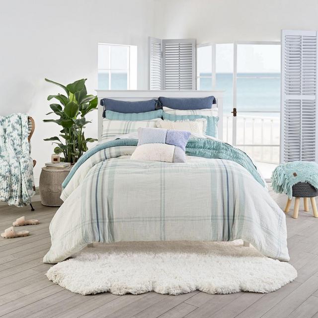 UGG® Simone 3-Piece King Duvet Cover Set in Blue Crush