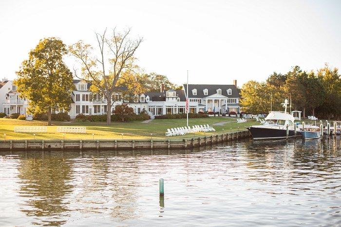 The Wedding Website of Lauren Cavallo and Ross Hammer