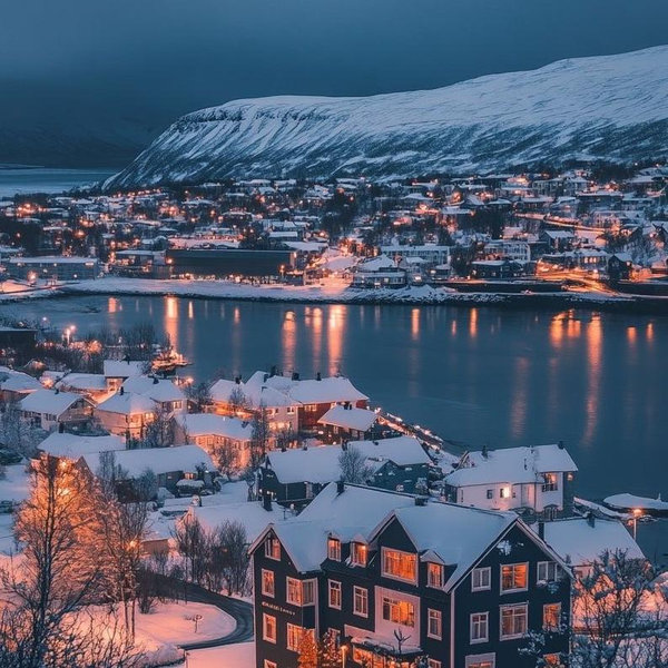 Iceland Honeymoon Fund