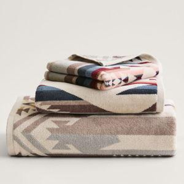 Buy WHITE SANDS TOWEL COLLECTION for USD 9.50-59.50 | Pendleton