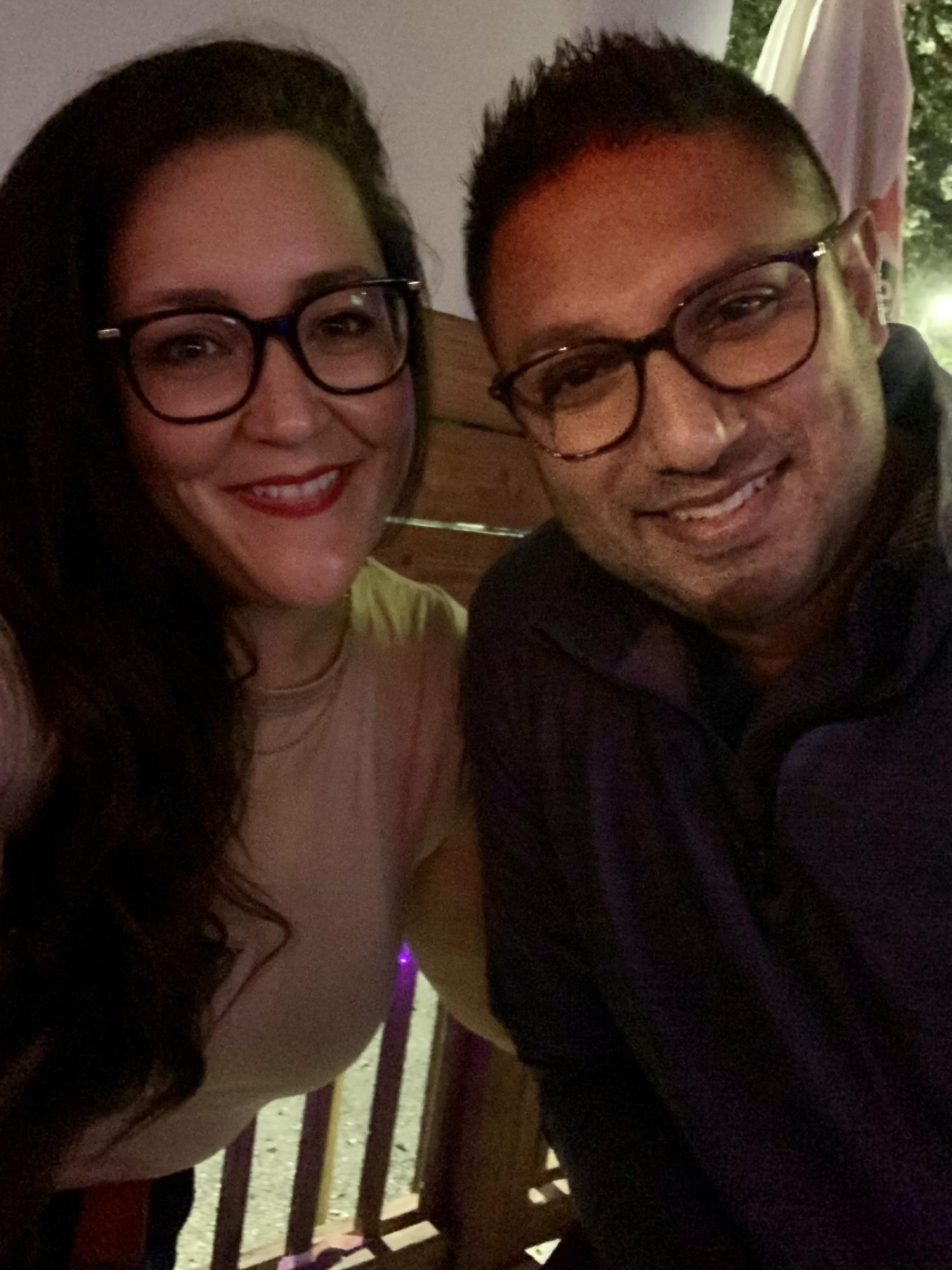 🤓 date night with live music 🎶