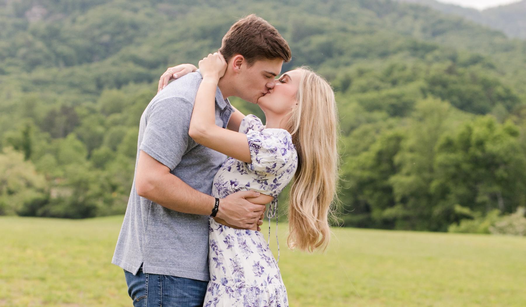 The Wedding Website of Natalee Davis and Sawyer Valentine