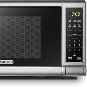 BLACK+DECKER EM720CB7 Digital Microwave Oven with Turntable Push-Button Door, Child Safety Lock, 700W, Stainless Steel, 0.7 Cu.ft