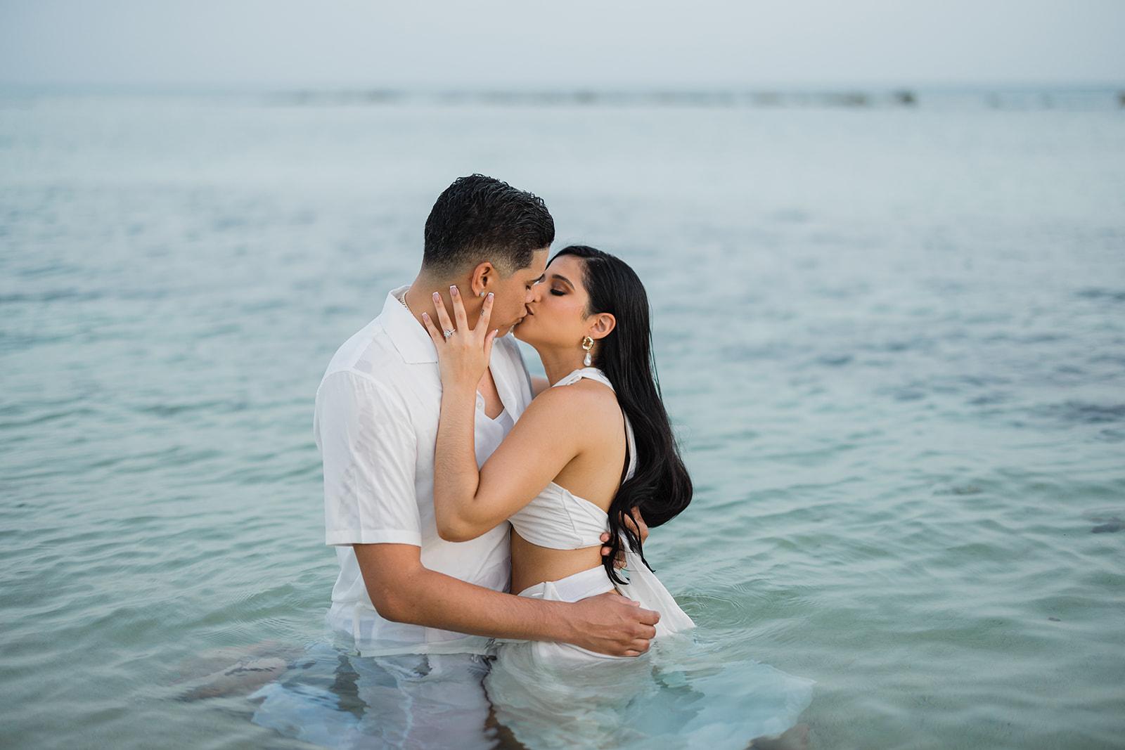 The Wedding Website of Diana Alban and Reggie Lopez