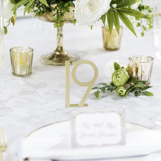 1-25 Gold Table Numbers
