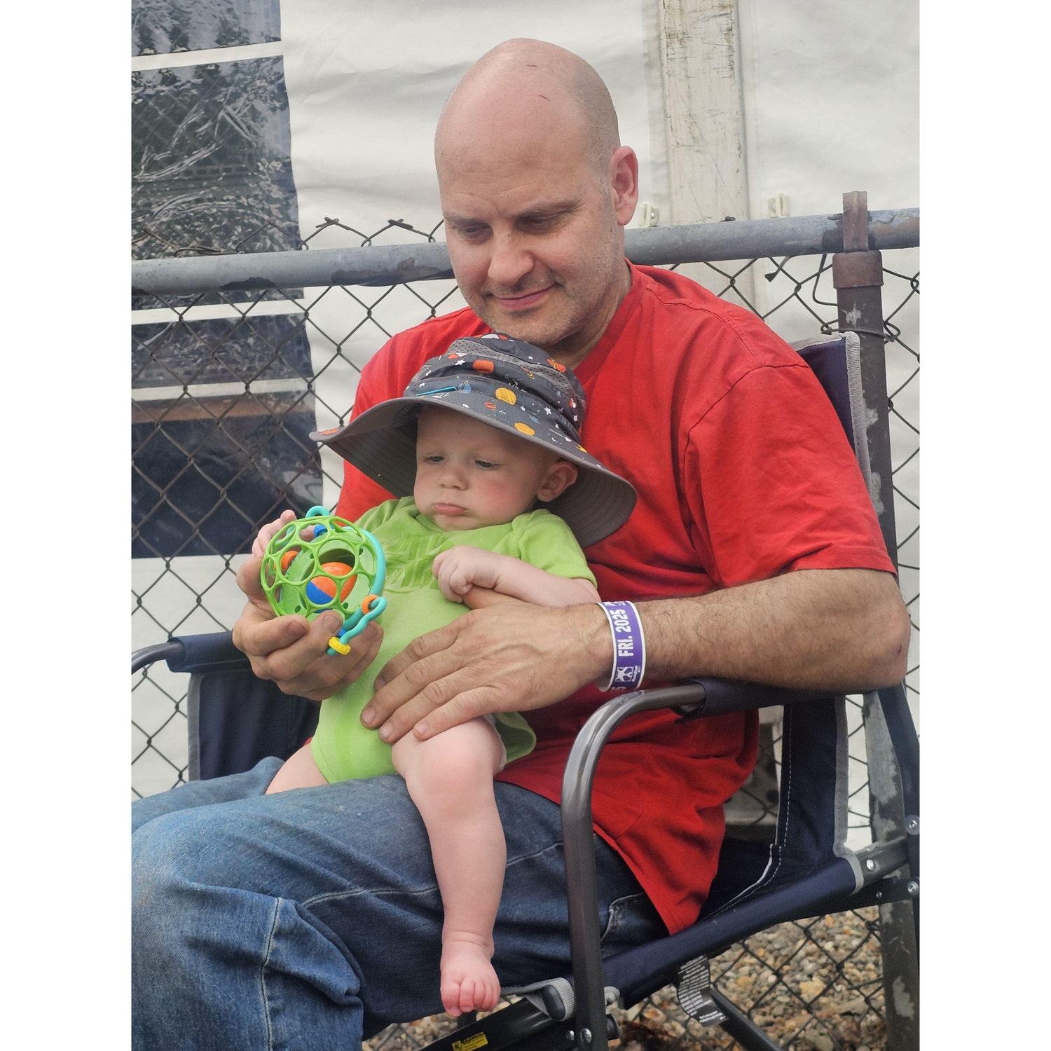 Love growing older (and softer) with you. You’re the Papa to my Mimi, and my heart couldn’t be more full. 💚👶