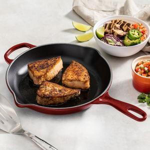 Le Creuset Signature Skillet (Rhone), 10.25"