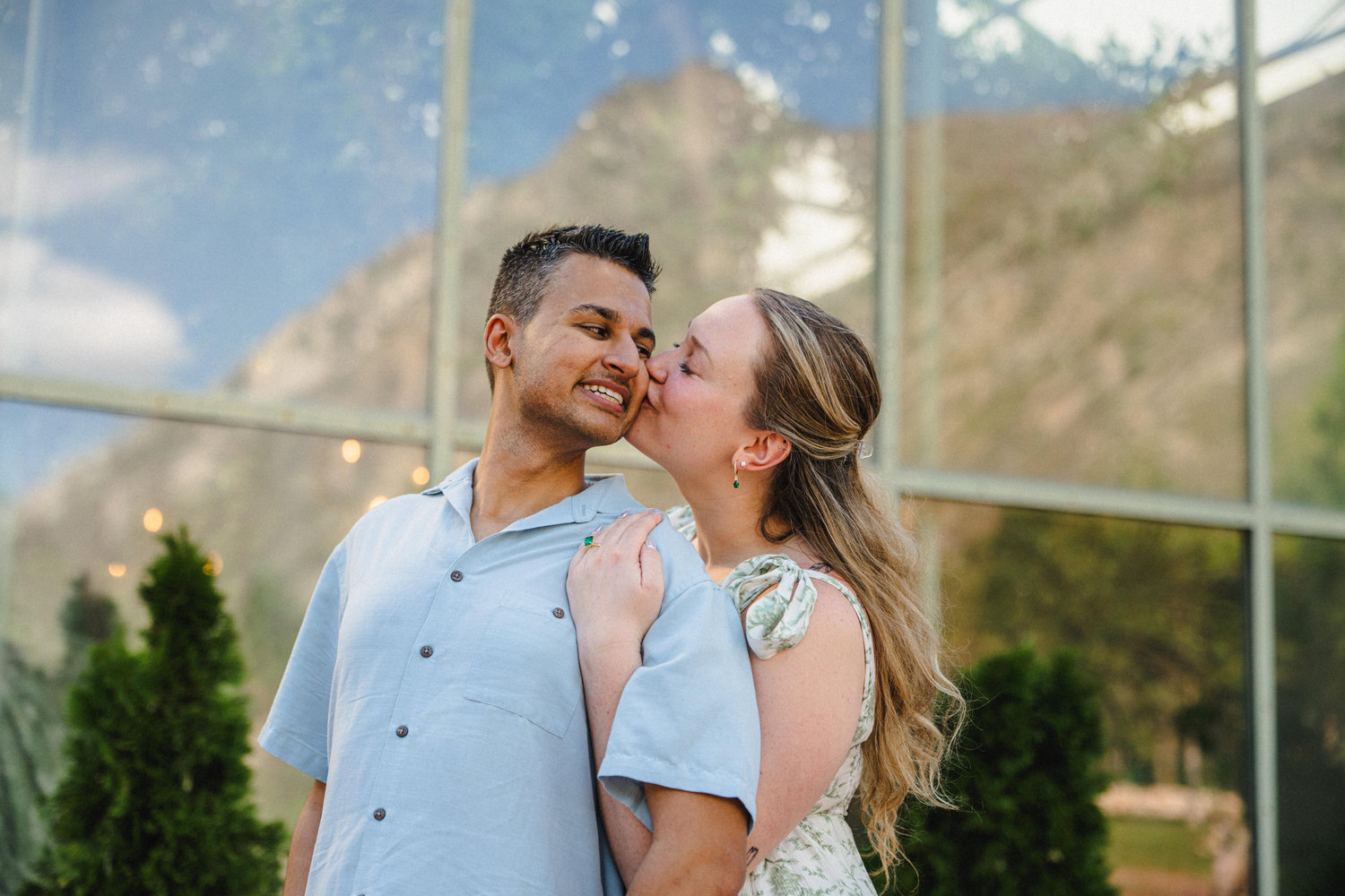 The Wedding Website of Alexyss Lange and Veb Anand