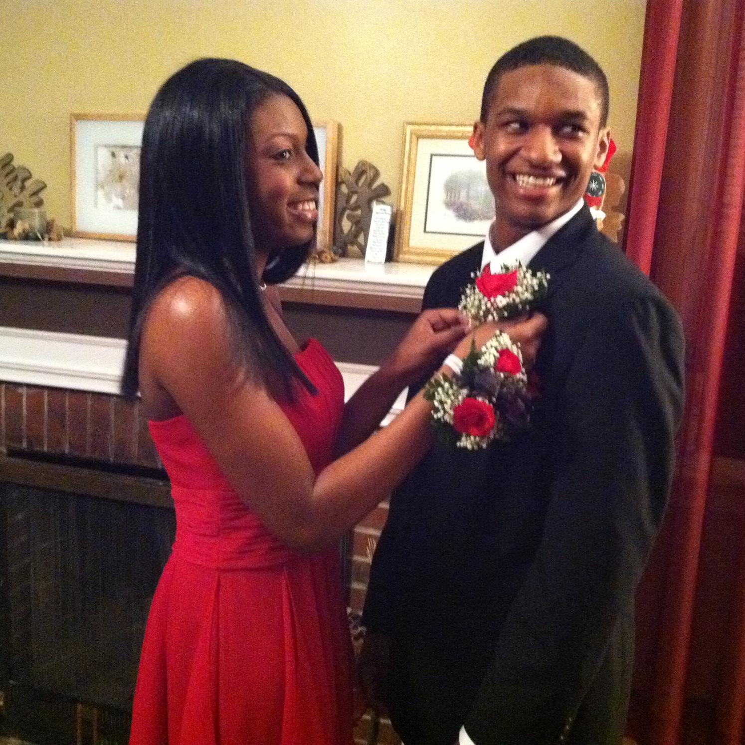 Junior Prom, 2011