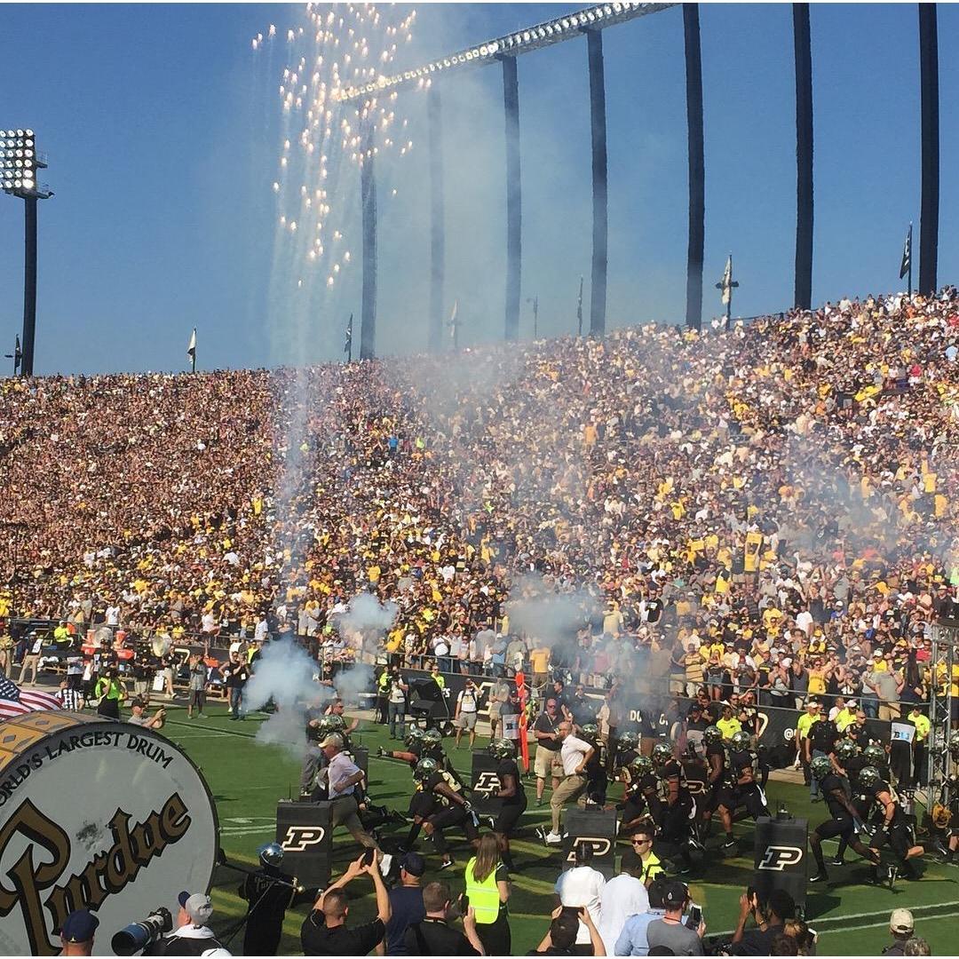 We love tailgating and our Purdue sports!!