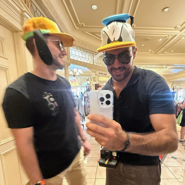 Matching “His & His” Honeymoon Hats