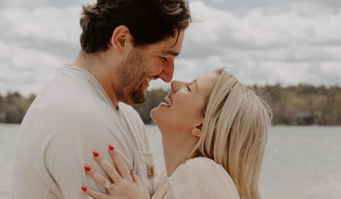 Allison Gifford and Steven Constas' Wedding Website