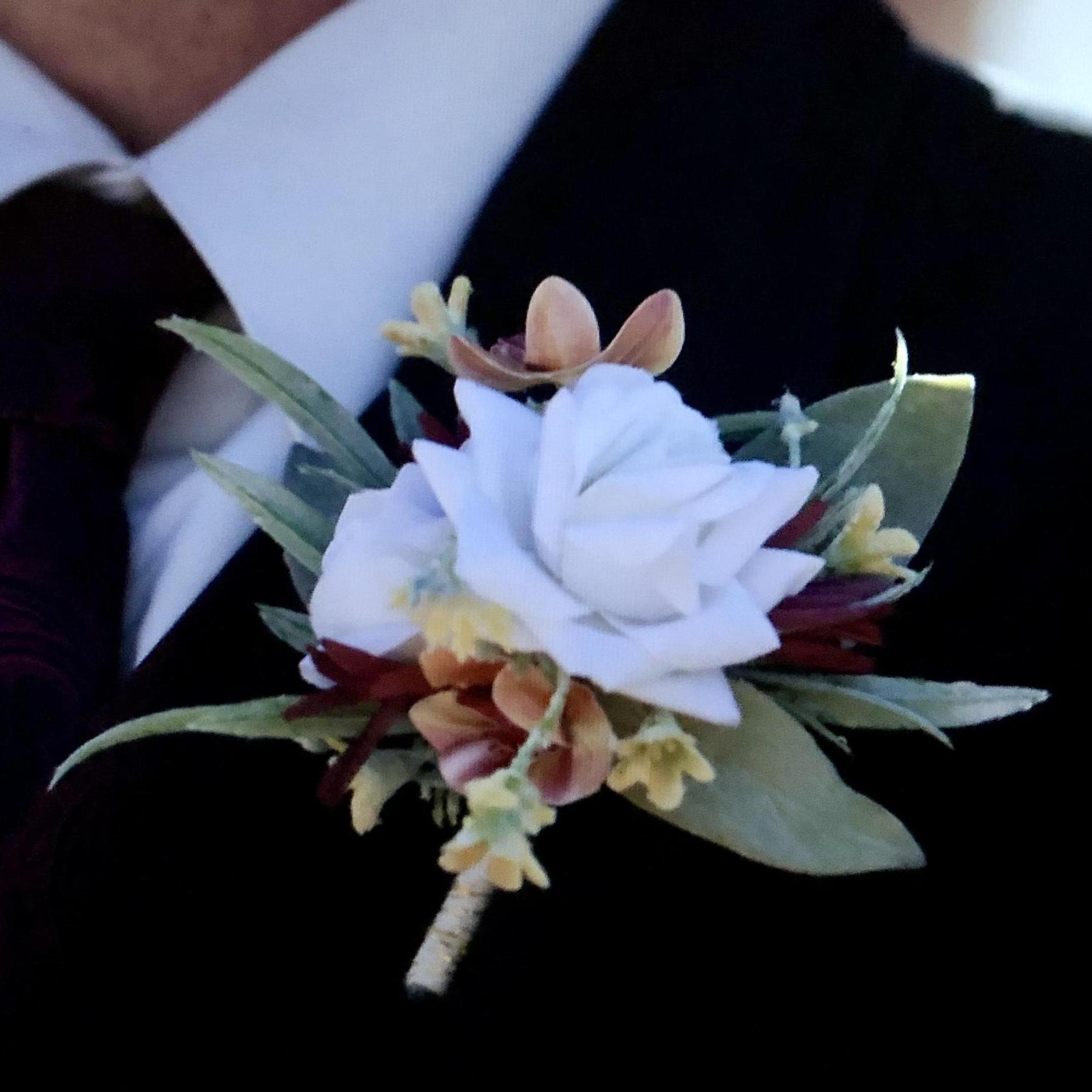 Groom’s Boutonniere