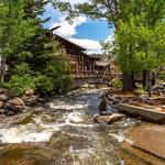 Estes Park Riverwalk - Scenic stroll & shopping downtown