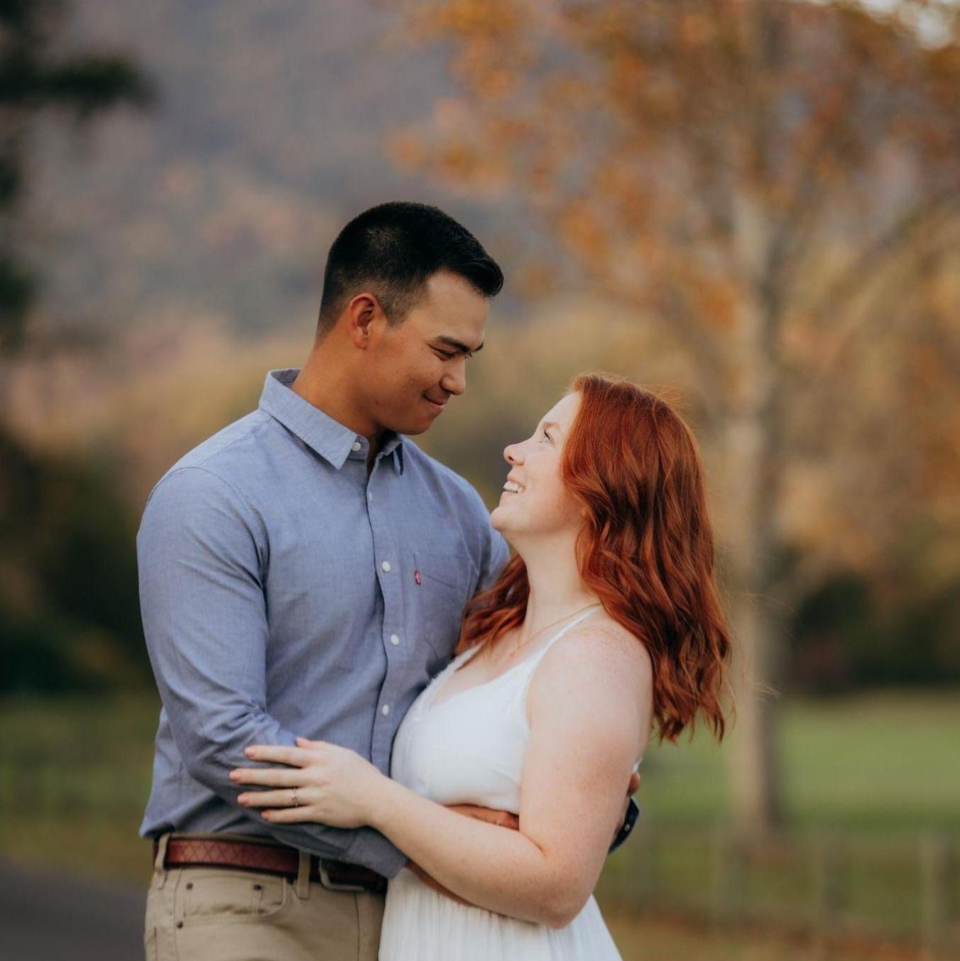 Engagement Photos 2/5