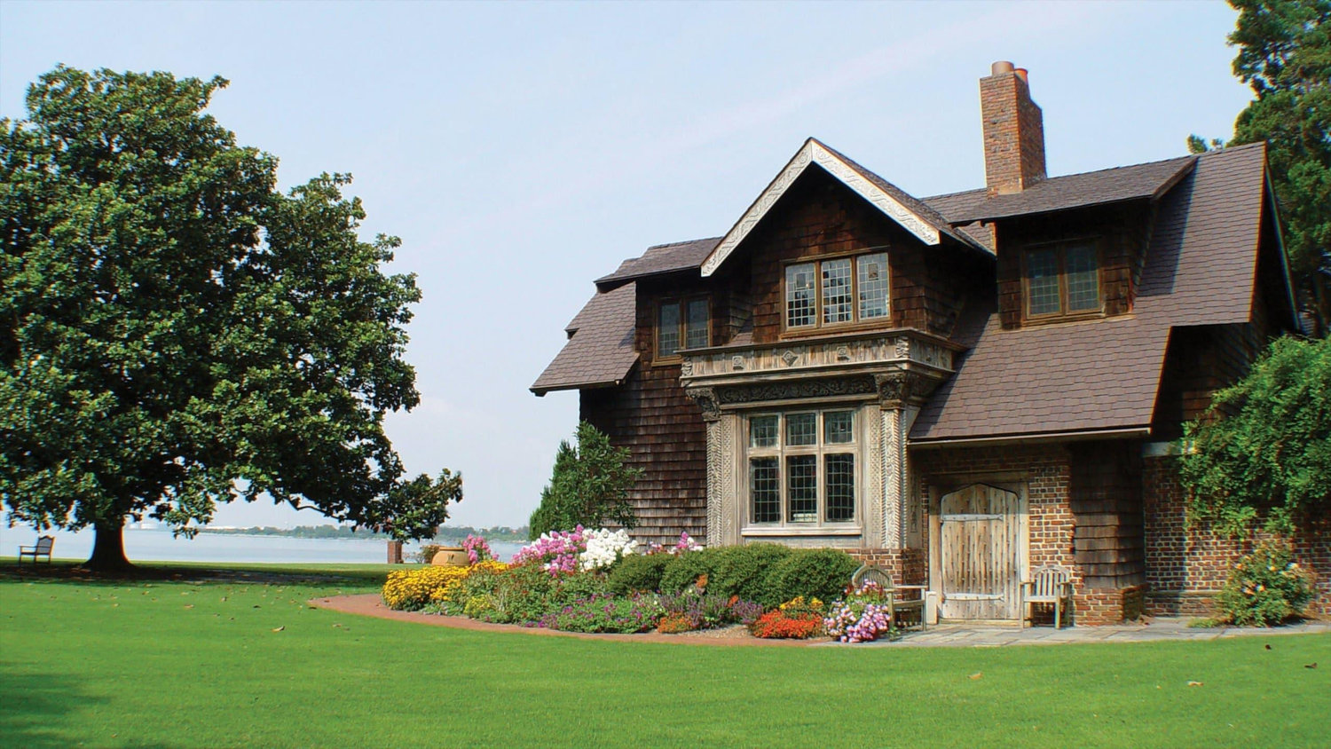 The Wedding Website of Tatiana Q. Hernandez and Aidan Kilrain