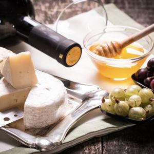 Honey and Cheese Tasting in Tuscany, Italy