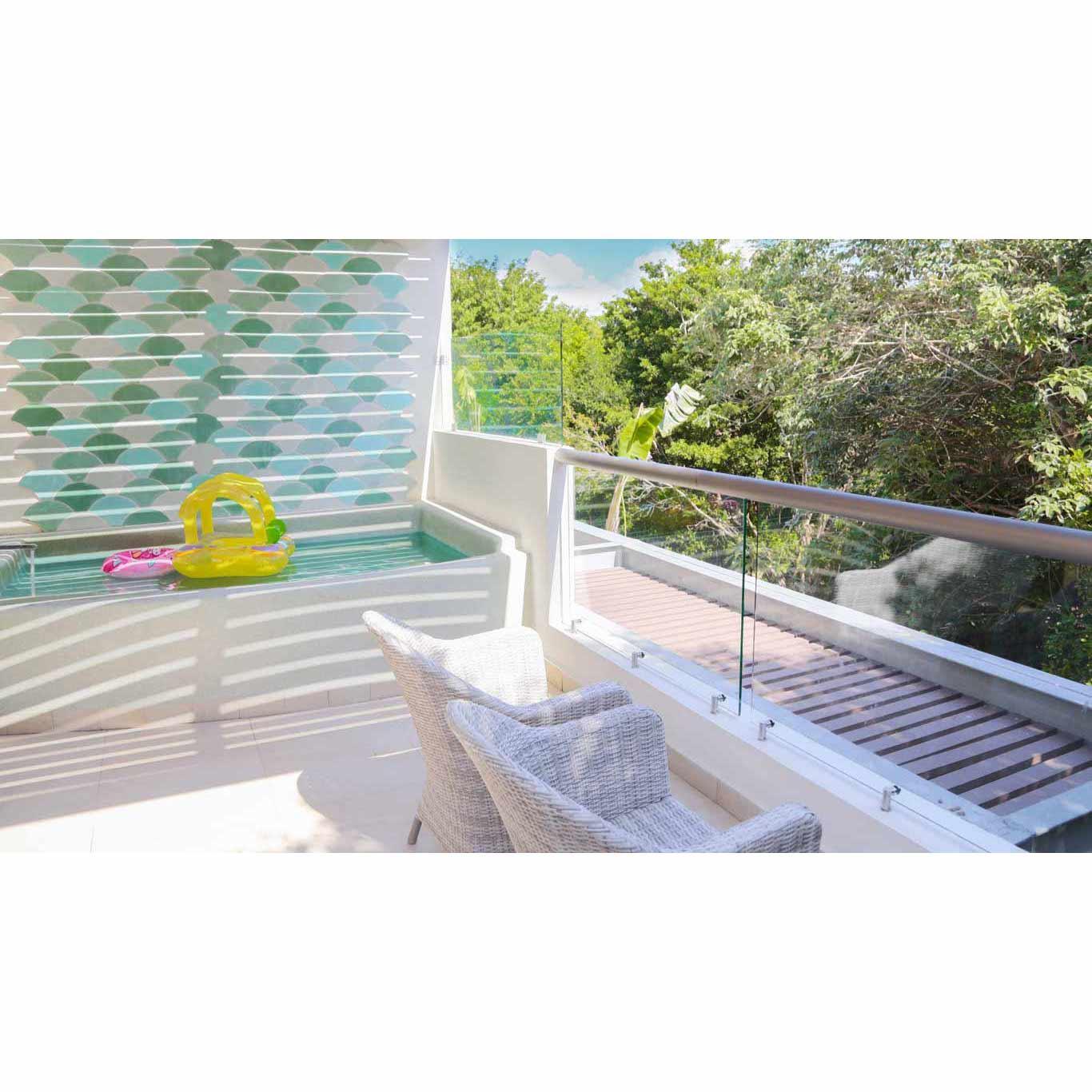 Eco Family Suite with the plunge pool