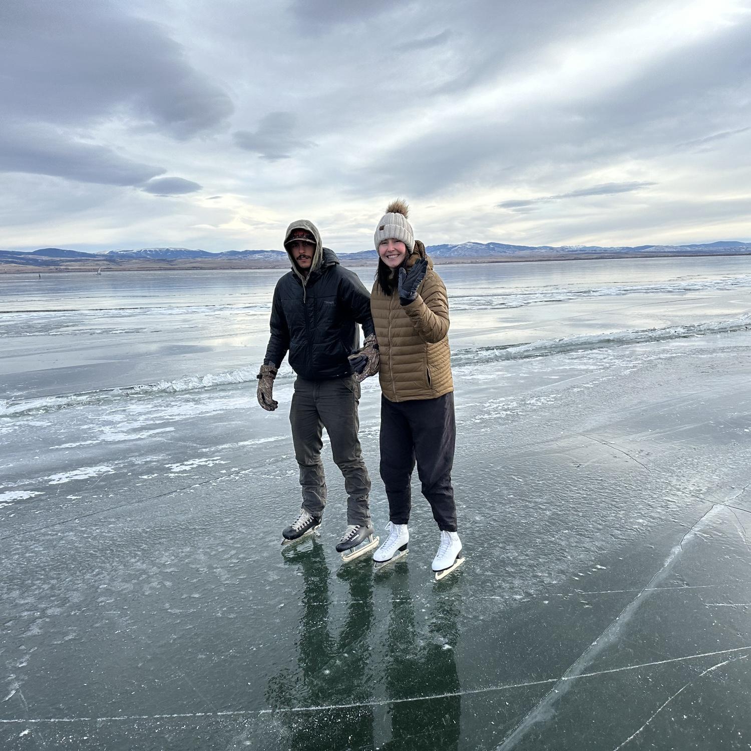 Canyon ferry lake ice skating, the most magical day!