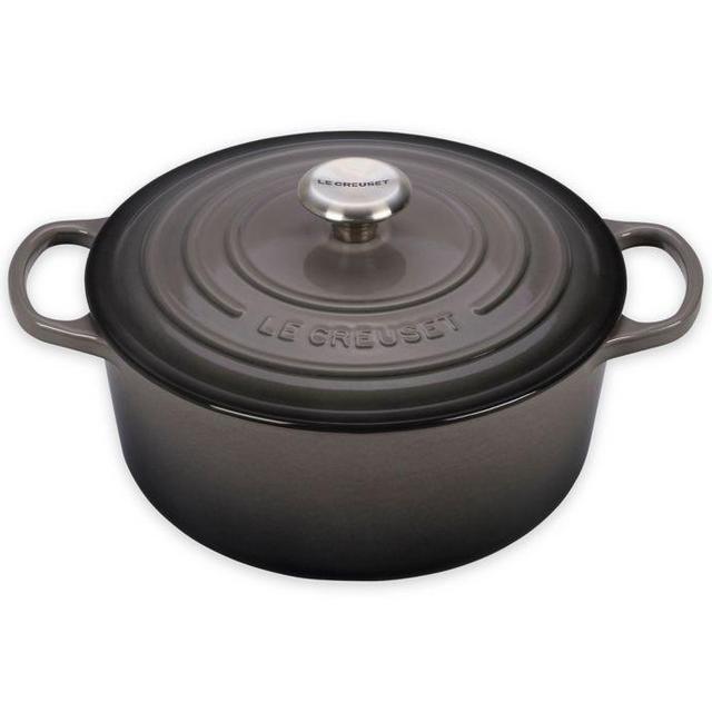 Le Creuset® Signature 5.5 qt. Round Dutch Oven in Oyster